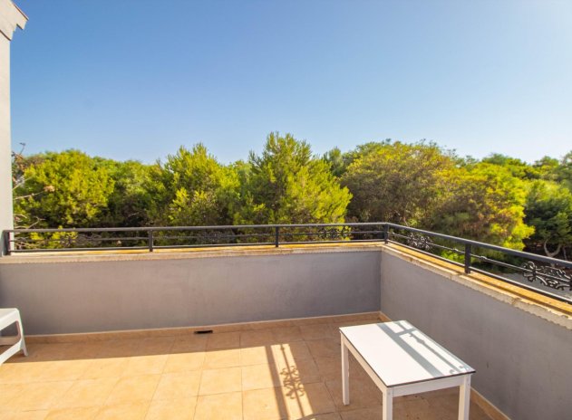 Wiederverkauf - Villa - Torrevieja - Los balcones