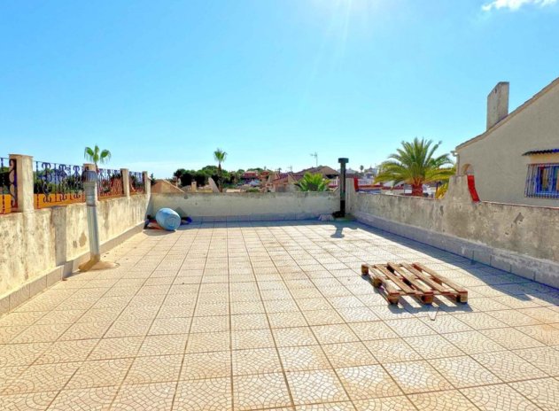 Resale - Semi Detached Villa - Torrevieja - Los Balcones