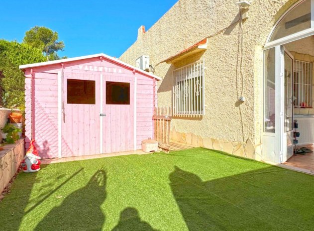 Resale - Semi Detached Villa - Torrevieja - Los Balcones