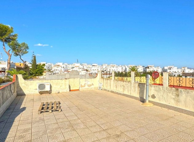 Resale - Semi Detached Villa - Torrevieja - Los Balcones