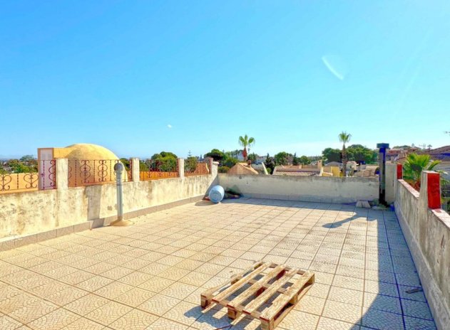 Resale - Semi Detached Villa - Torrevieja - Los Balcones