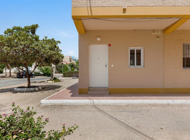 Reventa - Apartamento / piso - Guardamar del Segura - Pinomar