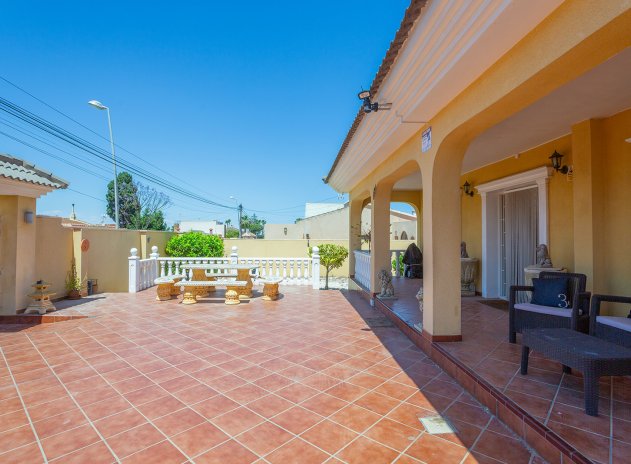 Wiederverkauf - Villa - Torrevieja - Los Balcones