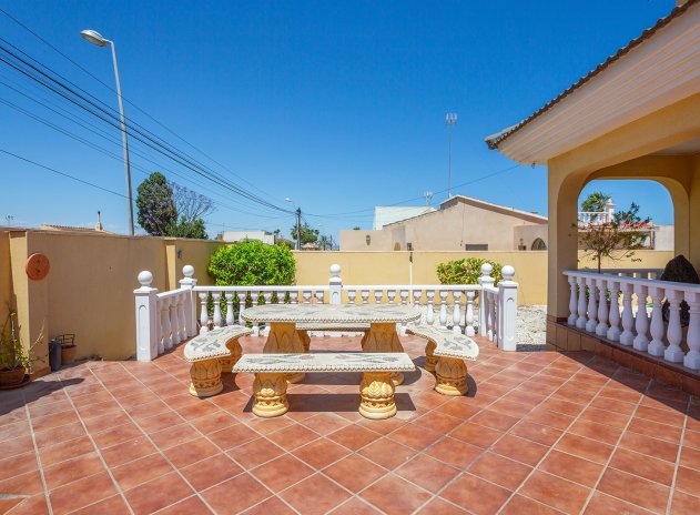 Resale - Villa - Torrevieja - Los Balcones