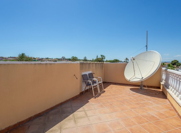 Herverkoop - Villa - Torrevieja - Los Balcones