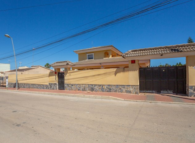 Wiederverkauf - Villa - Torrevieja - Los Balcones