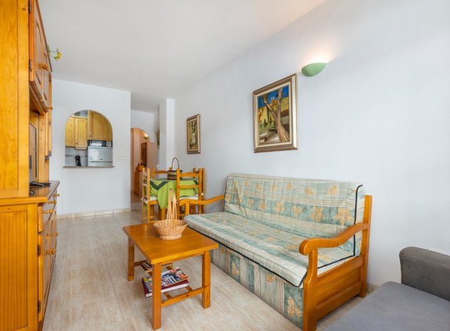 Resale - Apartment / flat - Torrevieja - Estacion de autobuses