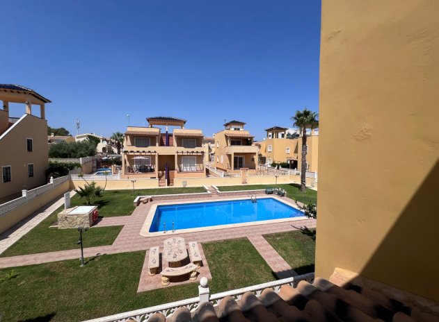 Reventa - Villa - Orihuela - Villamartin