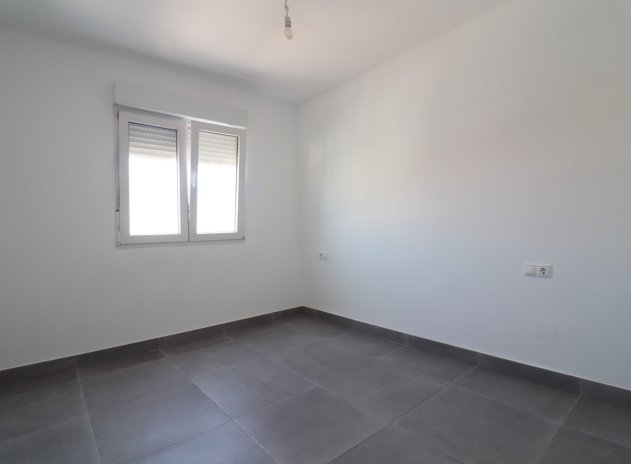 Herverkoop - Quad House - Torrevieja - El Salado