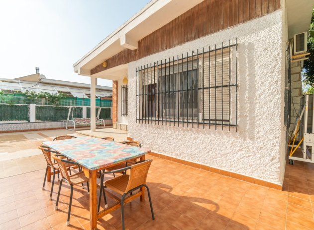 Wiederverkauf - Villa - Torrevieja - Aguas nuevas 1