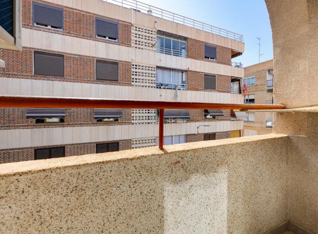 Reventa - Apartamento / piso - Torrevieja - Playa del Acequión