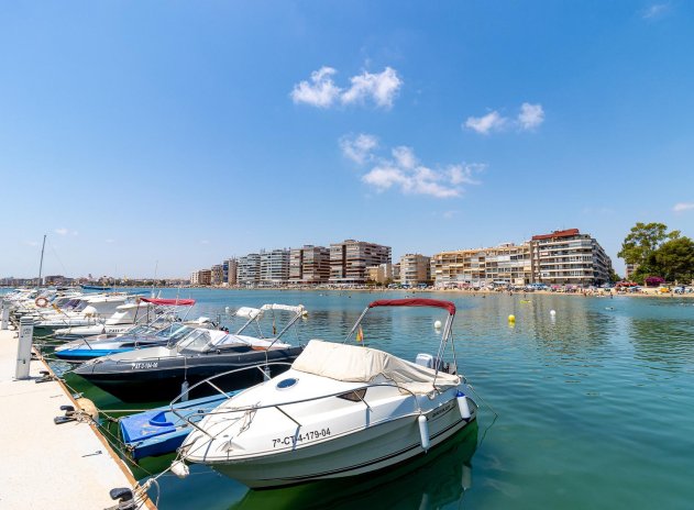 Wiederverkauf - Wohnung - Torrevieja - Playa del Acequión