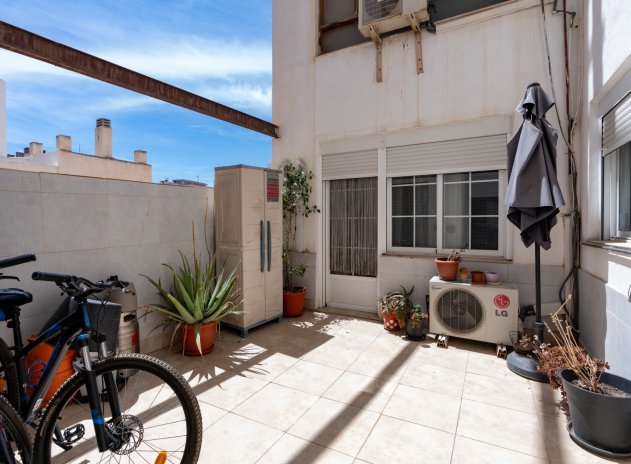 Resale - Apartment / flat - Alicante - Center