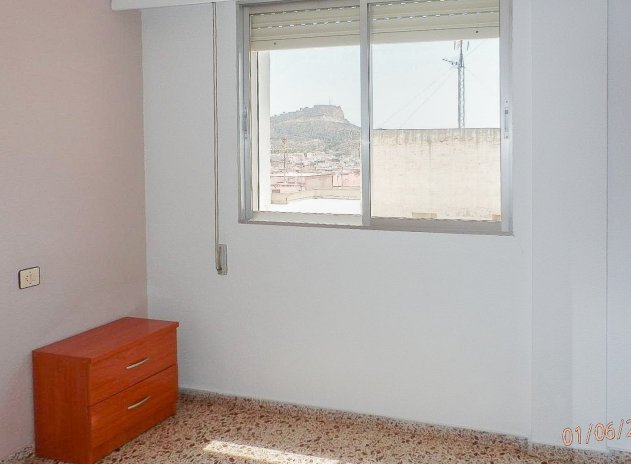 Wiederverkauf - Wohnung - Alicante - Parque Monte Tossal