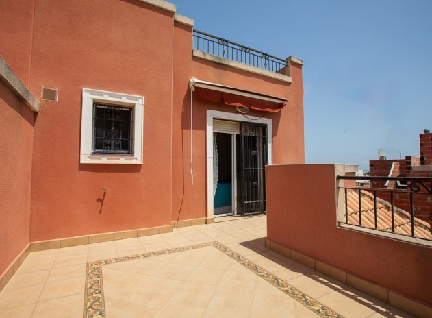 Resale - Villa / Semi-detached - Los Montesinos - La Herada