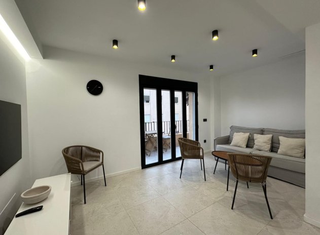 Resale - Apartment / flat - Alicante - Center