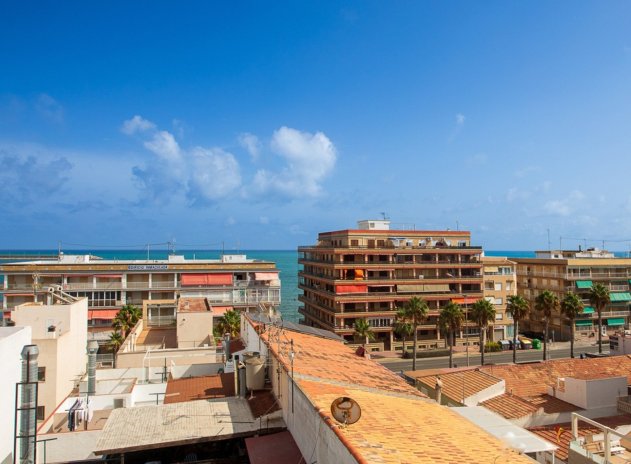 Wiederverkauf - Wohnung - Torrevieja - Playa de los Naufragos