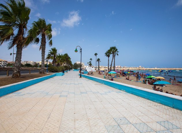 Wiederverkauf - Wohnung - Torrevieja - Playa de los Naufragos