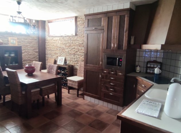 Resale - Semi Detached Villa - Caudete