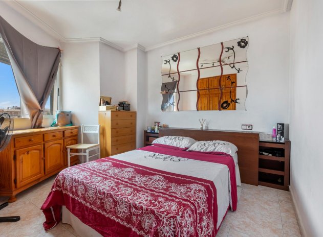 Resale - Apartment / flat - Torrevieja - Nueva Torrevieja