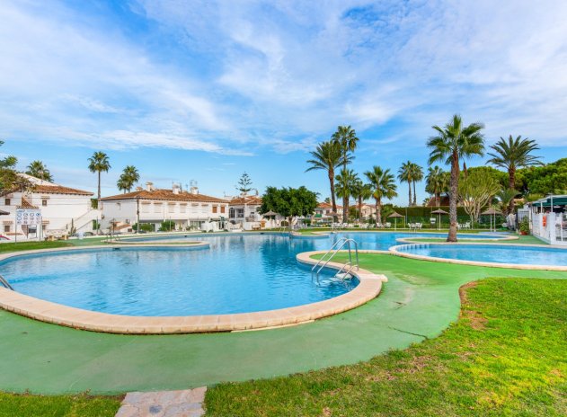 Resale - Town House - Torrevieja - Lago Jardin