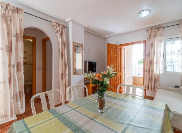 Resale - Apartment / flat - Torrevieja - Nueva Torrevieja