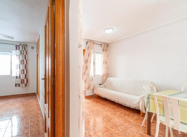 Resale - Apartment / flat - Torrevieja - Nueva Torrevieja