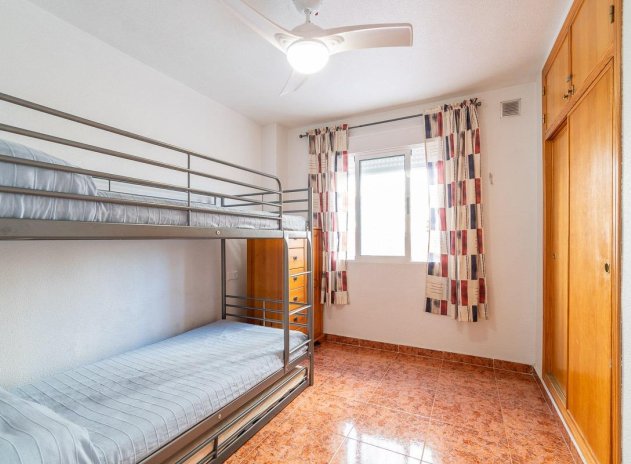 Resale - Apartment / flat - Torrevieja - Nueva Torrevieja