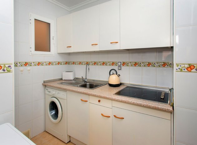 Reventa - Apartamento / piso - Torrevieja - Center