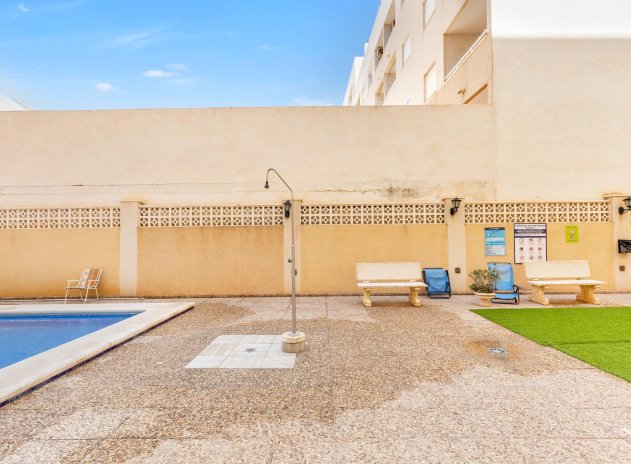 Reventa - Apartamento / piso - Torrevieja - El molino