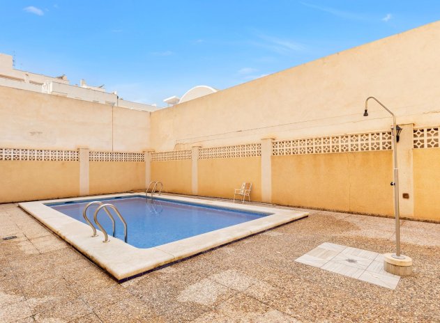 Herverkoop - Appartement / flat - Torrevieja - El molino