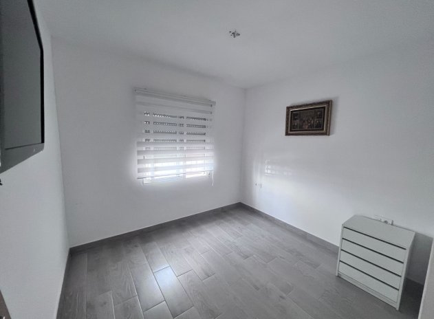 Reventa - Apartamento / piso - Torrevieja - El Limonar