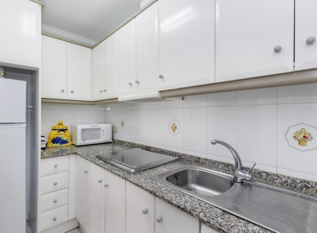 Reventa - Apartamento / piso - Torrevieja - Estacion de autobuses