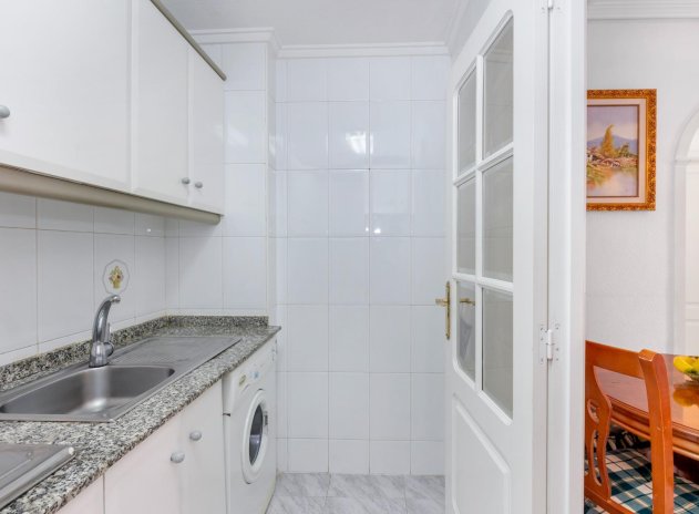 Reventa - Apartamento / piso - Torrevieja - Estacion de autobuses