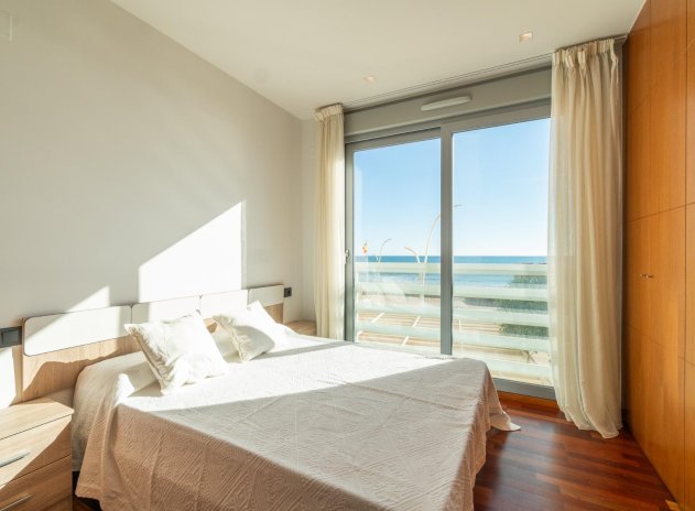 Resale - Apartment / flat - Torrevieja - La Mata