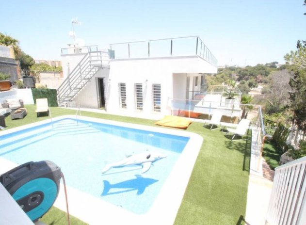 Wiederverkauf - Villa - Orihuela Costa - Campoamor