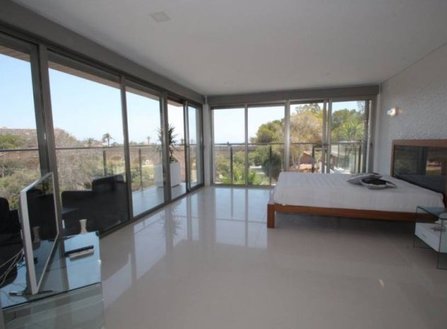 Wiederverkauf - Villa - Orihuela Costa - Campoamor