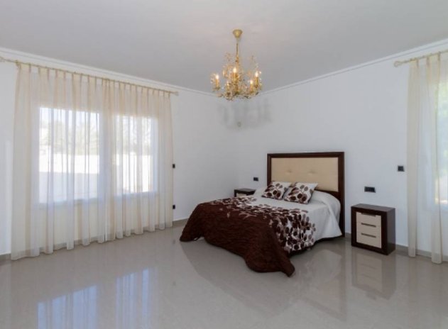 Wiederverkauf - Villa - Orihuela Costa - Cabo Roig