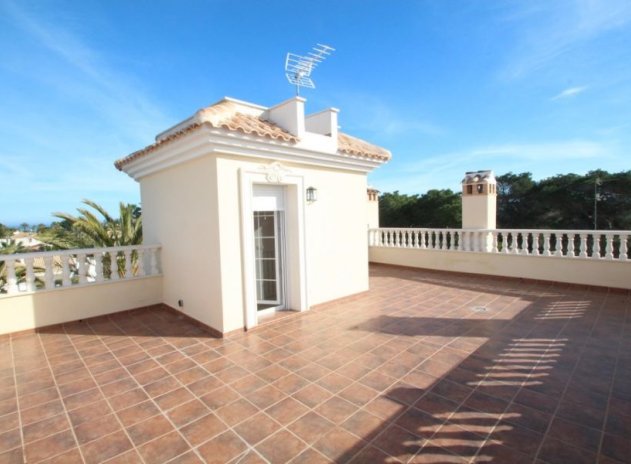 Wiederverkauf - Villa - Orihuela Costa - Cabo Roig