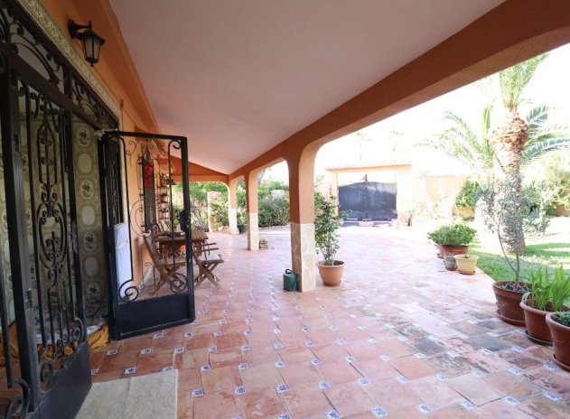 Resale - Villa - Torrevieja - El Chaparral