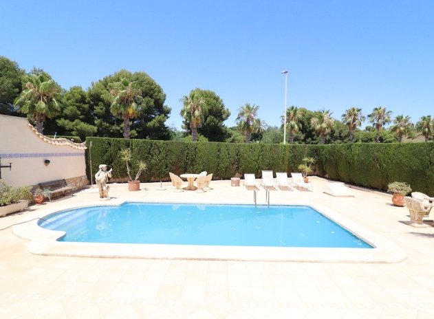 Resale - Villa - Orihuela Costa - Las Ramblas