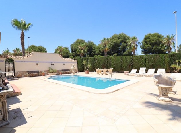 Resale - Villa - Orihuela Costa - Las Ramblas