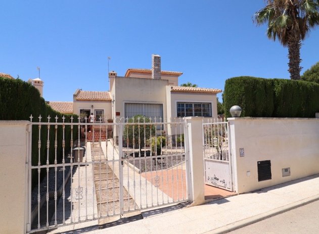 Herverkoop - Villa - Orihuela Costa - Las Ramblas