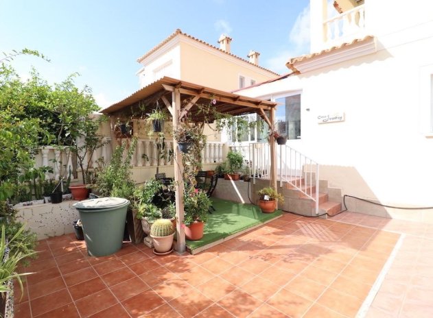 Resale - Villa - Orihuela Costa - Lomas de Cabo Roig