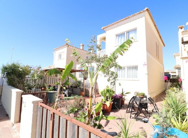 Resale - Villa - Orihuela Costa - Lomas de Cabo Roig