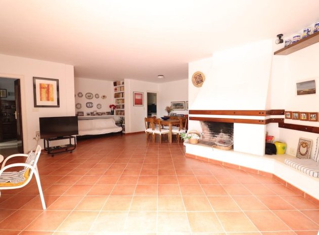 Resale - Villa - Orihuela Costa - Campoamor