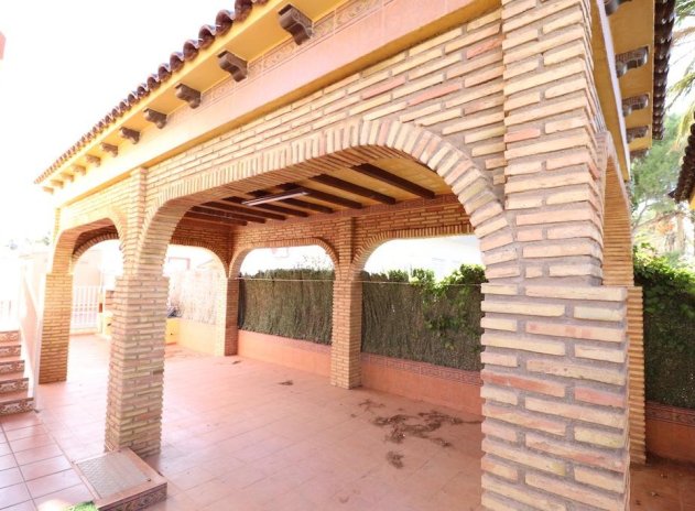 Herverkoop - Villa - Cabo Roig - MUY CERCA DE LA PLAYA