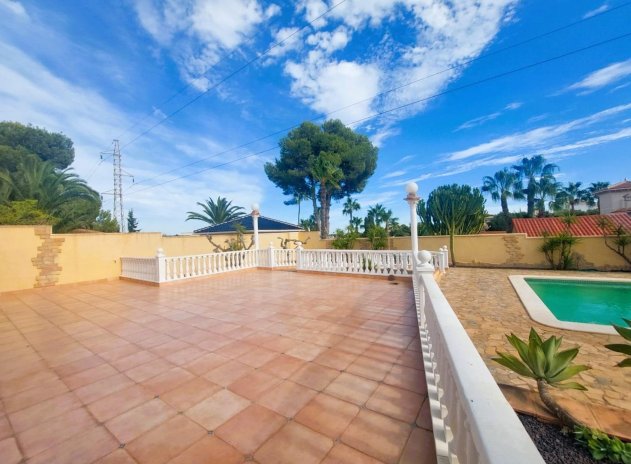 Herverkoop - Villa - Orihuela Costa - Las Filipinas