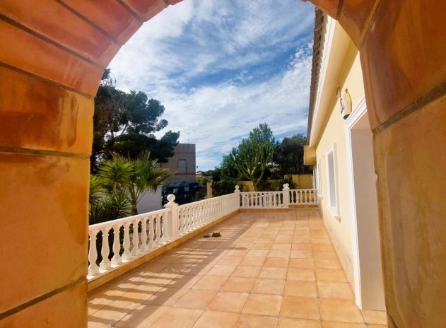 Herverkoop - Villa - Orihuela Costa - Las Filipinas