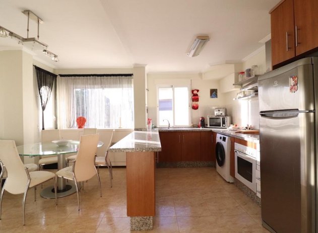 Wiederverkauf - Wohnung - Orihuela Costa - Campoamor